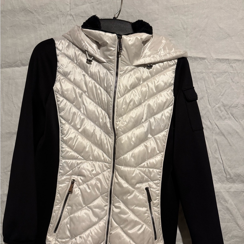 Calvin Klein Black & White Quilted Hooded Puffer Jacket